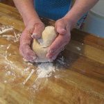 Perché l'impasto dei muffin o dei biscotti deve essere freddo: in che modo la temperatura dell'olio crea la sfogliatura e la croccantezza perche-limpasto-dei-muffin-o-dei-biscotti-deve-essere-freddo.jpg